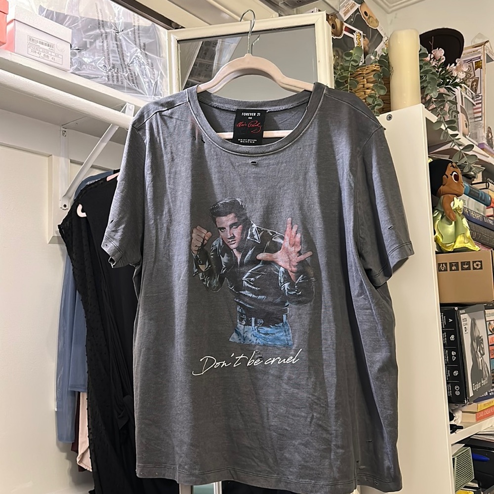 Elvis Short Sleeve
